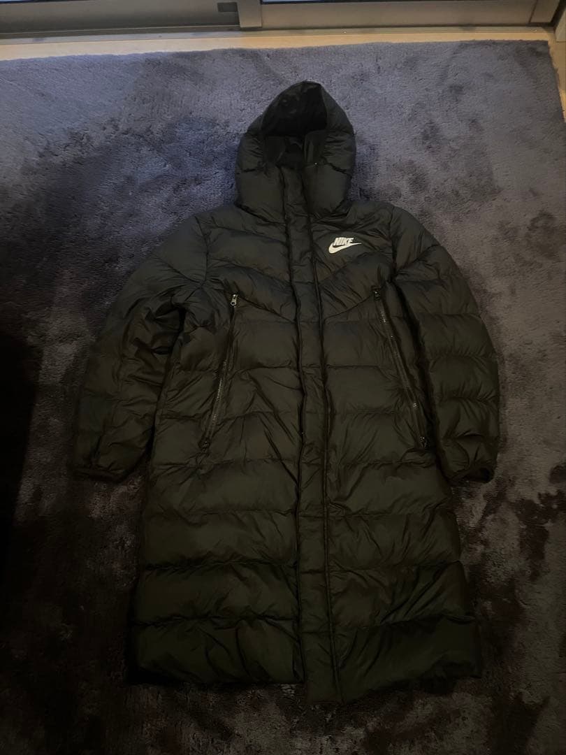 【¥8,999-】Nike ブラック ダウンコート フード付き