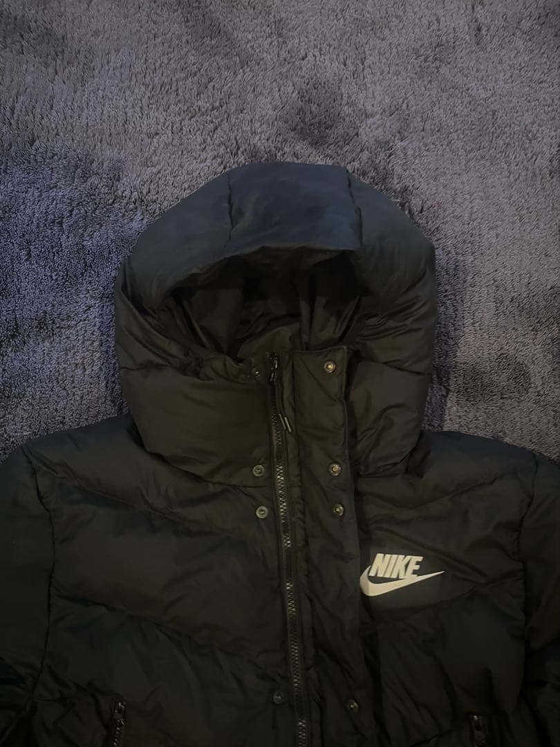 【¥8,999-】Nike ブラック ダウンコート フード付き