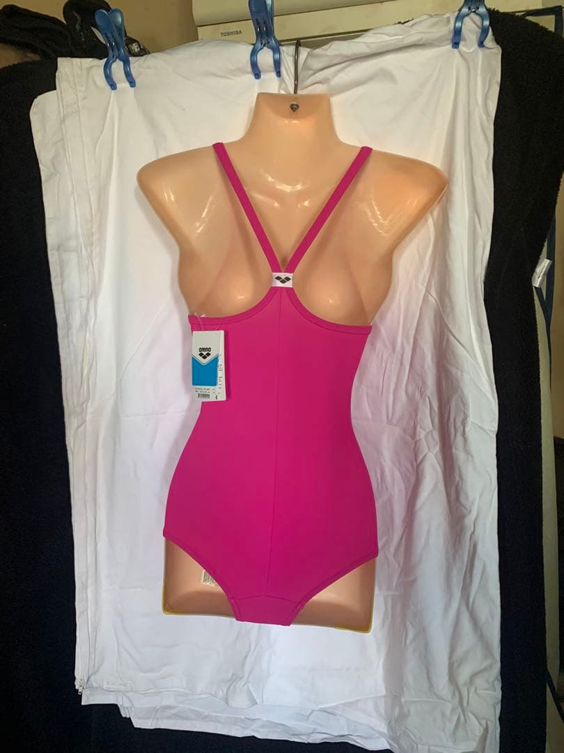 山*又様 ARN-175w 海外タイプ 　arena ピンク 競泳水着
