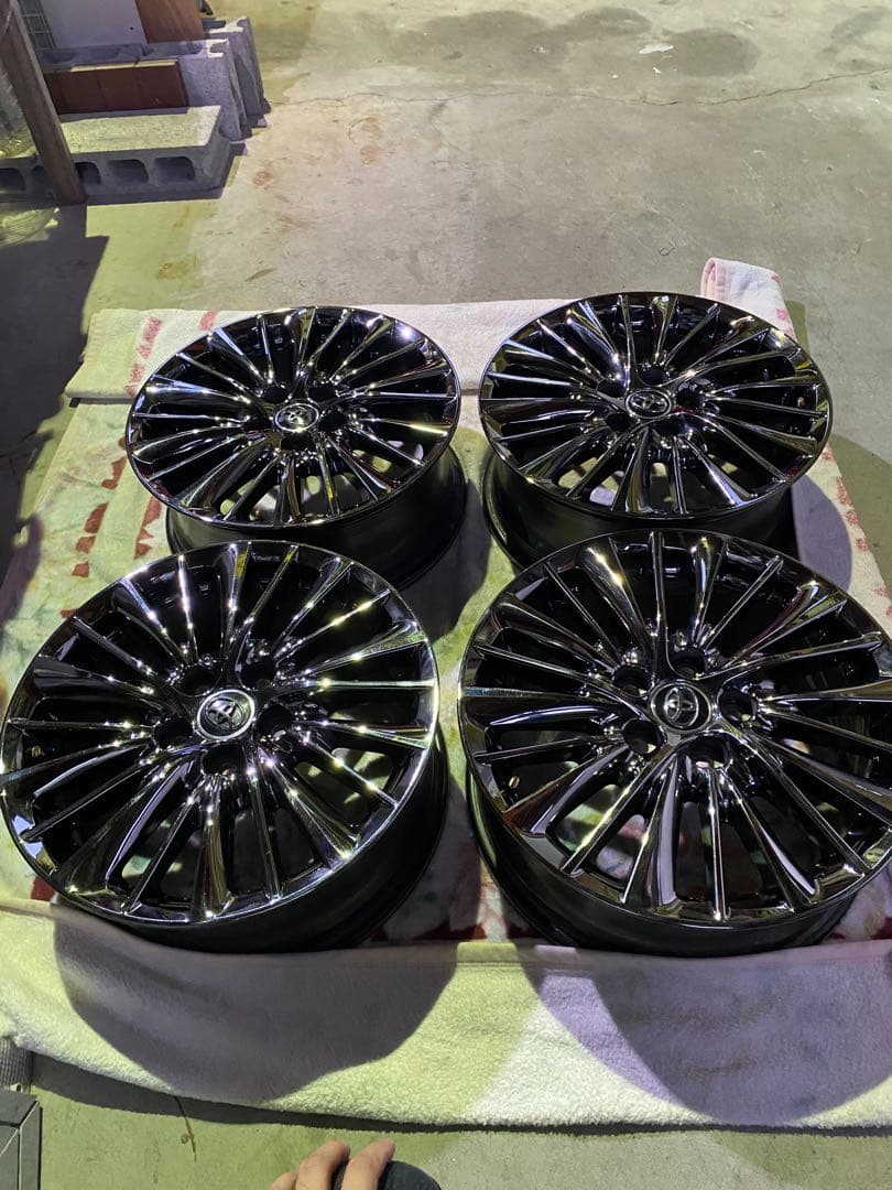 アルファード30後期　エグゼクティブラウンジ　純正ホイール　17インチ　美品