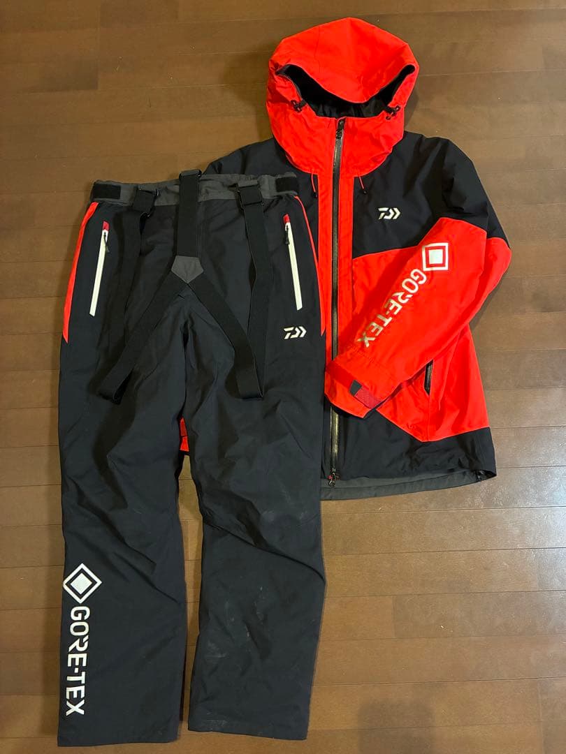 DAIWA防寒着 ゴアテックス DW-1822 サイズM上下セット