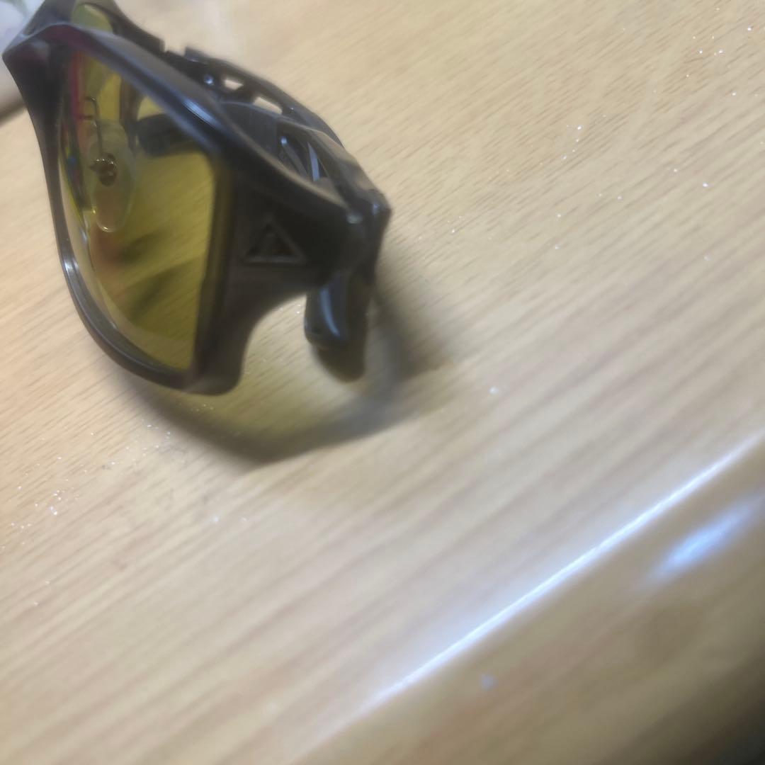 スポーツサングラス ブラウンフレーム イエローレンズ