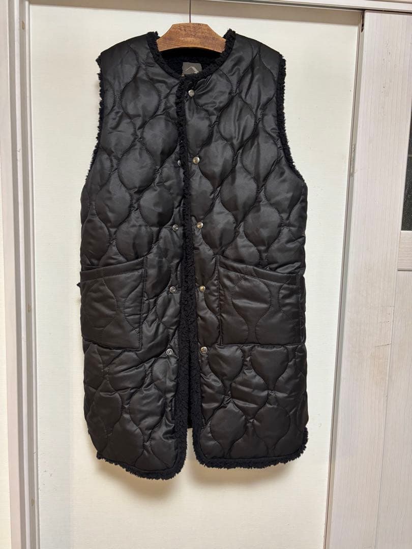 LUGHウォーマーベスト キルティングダウンベスト（収納袋付き）