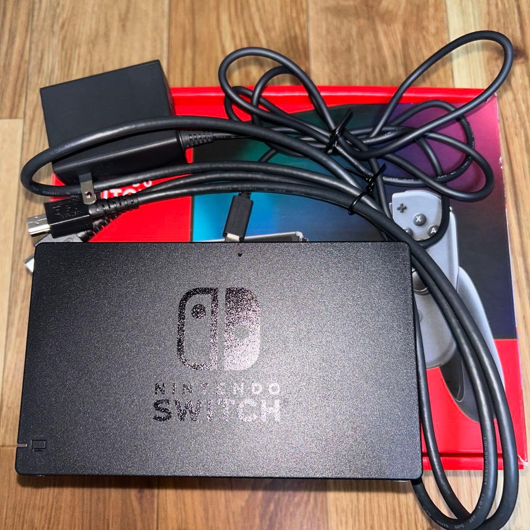 美品　Nintendo Switch 本体一式+スプラトゥーン3カセット付き