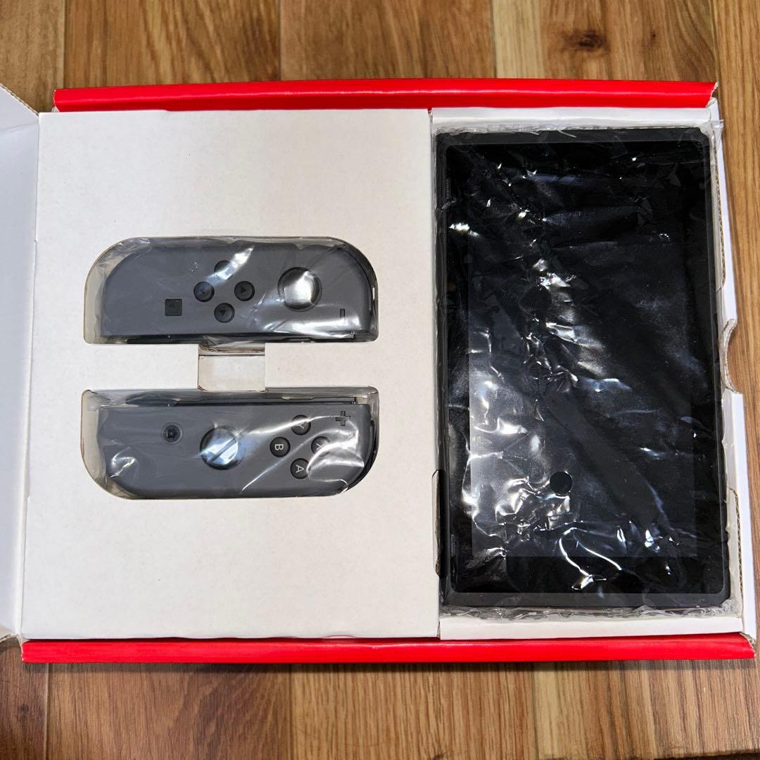 美品　Nintendo Switch 本体一式+スプラトゥーン3カセット付き