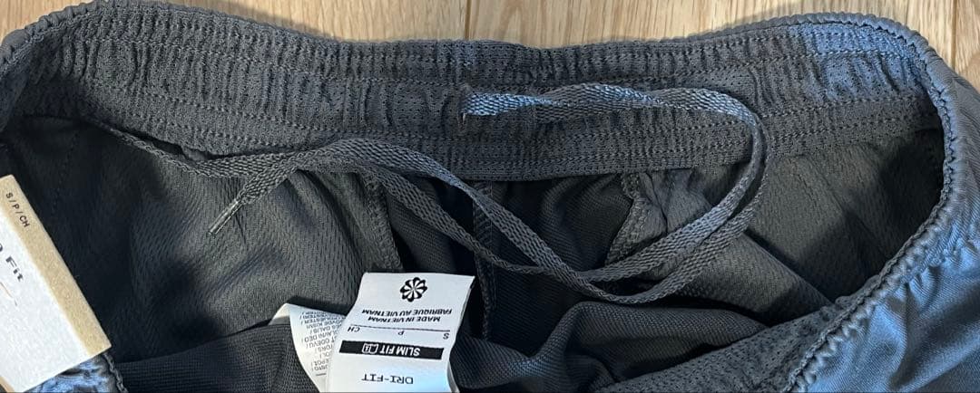 NIKE トッテナム　スパーズ　トラックパンツ　トレーニングパンツ　ジャージ