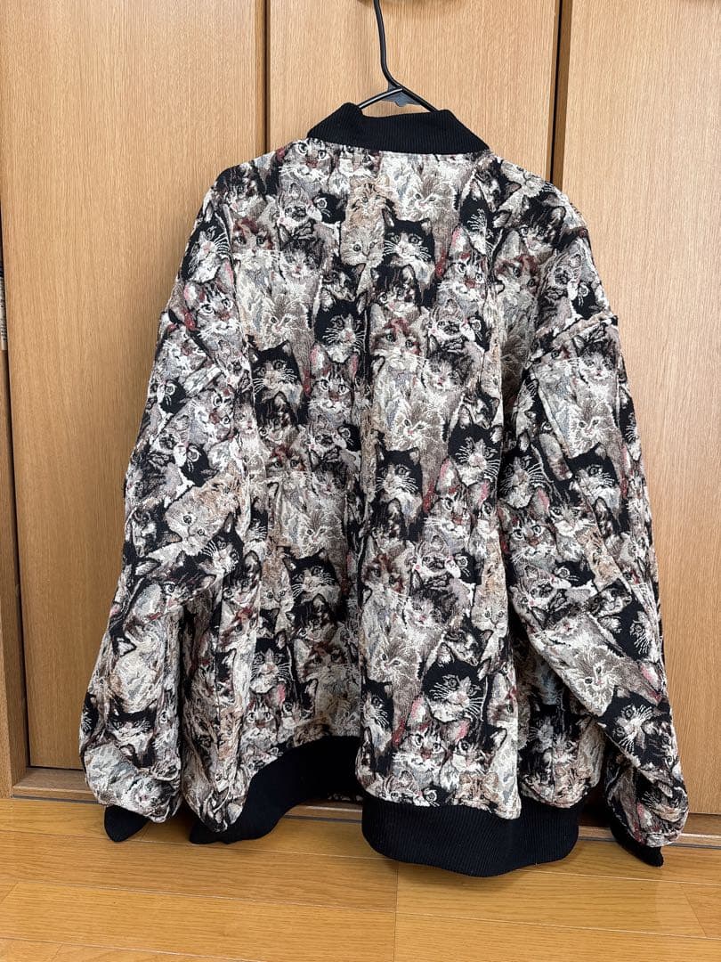 総柄猫柄ゴブラン織りMA-1ジャケット ブルゾン ブラック