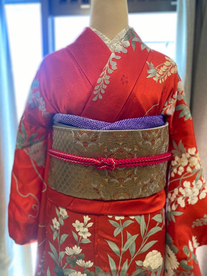 振袖 赤と黒 花柄　振袖&帯&帯揚げ&帯締め4点セット成人式　結婚式　卒業式