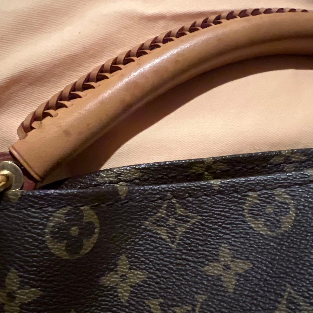 Louis Vuitton モノグラム　アーツィーMM
