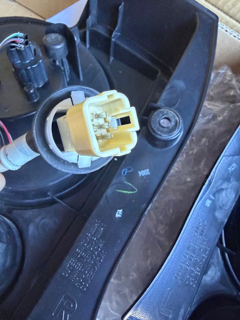 アルトラパン he22s 純正加工品　テールランプ