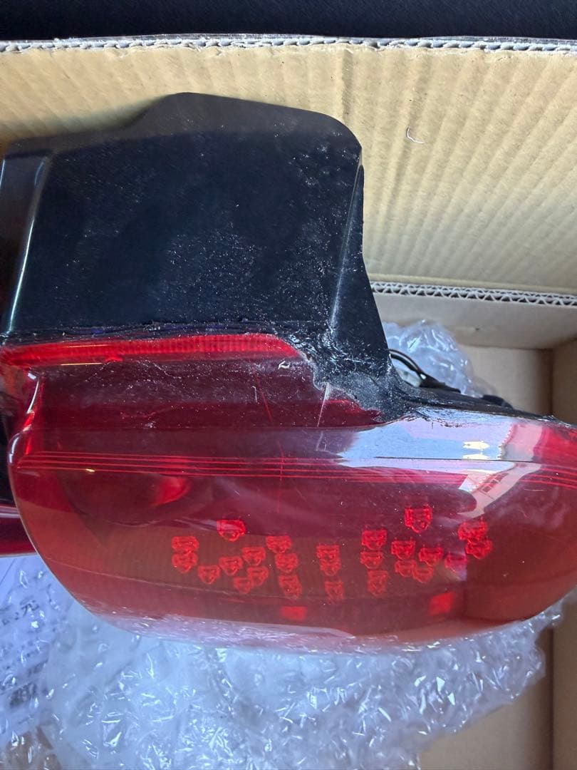 アルトラパン he22s 純正加工品　テールランプ