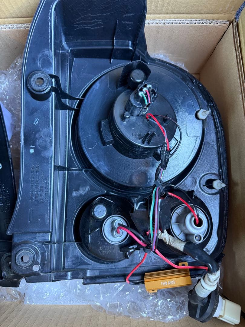 アルトラパン he22s 純正加工品　テールランプ