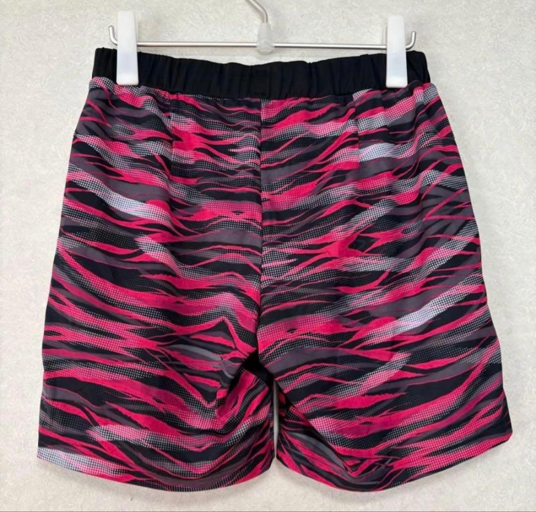 ヨネックス　ハーフパンツ　Lサイズ