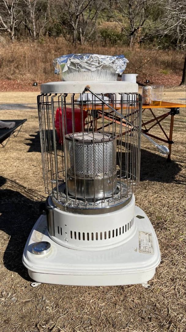 石油ストーブ　暖房器具