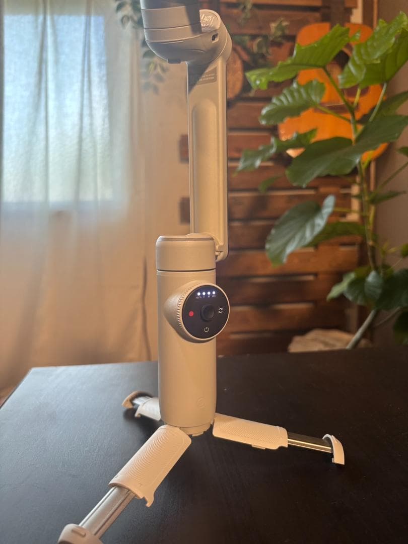 Insta360 Flow Pro / AIトラッキングスタビライザー