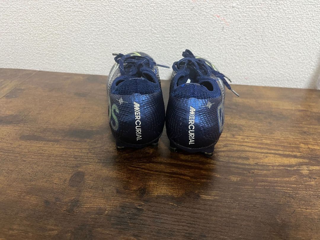 ナイキサッカースパイクマーキューリアルヴェイパー13エリートcr7