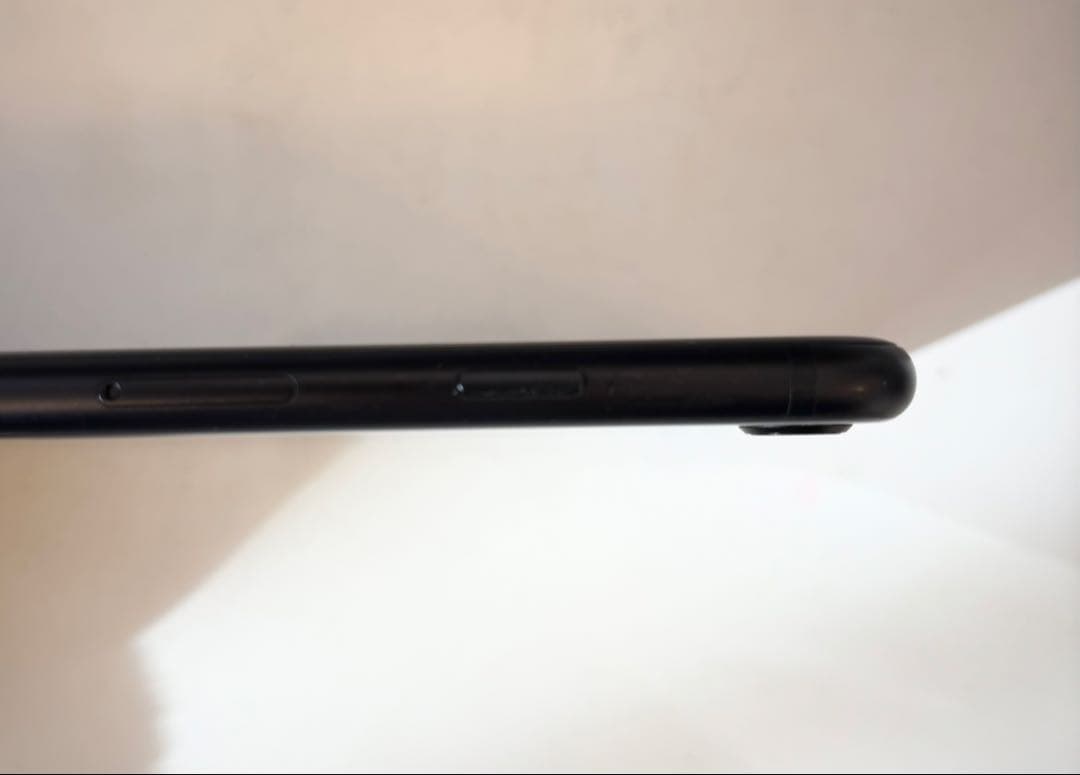 iPhoneSE第2世代 128gb ブラック