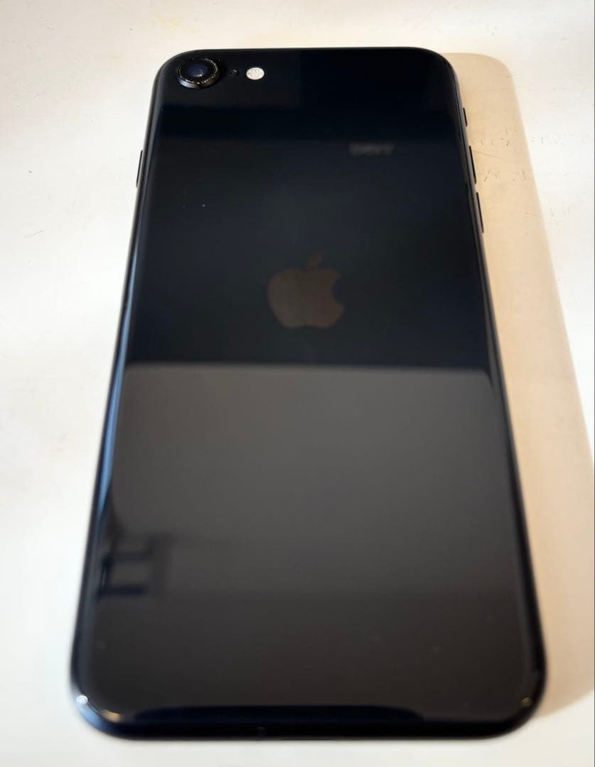 iPhoneSE第2世代 128gb ブラック