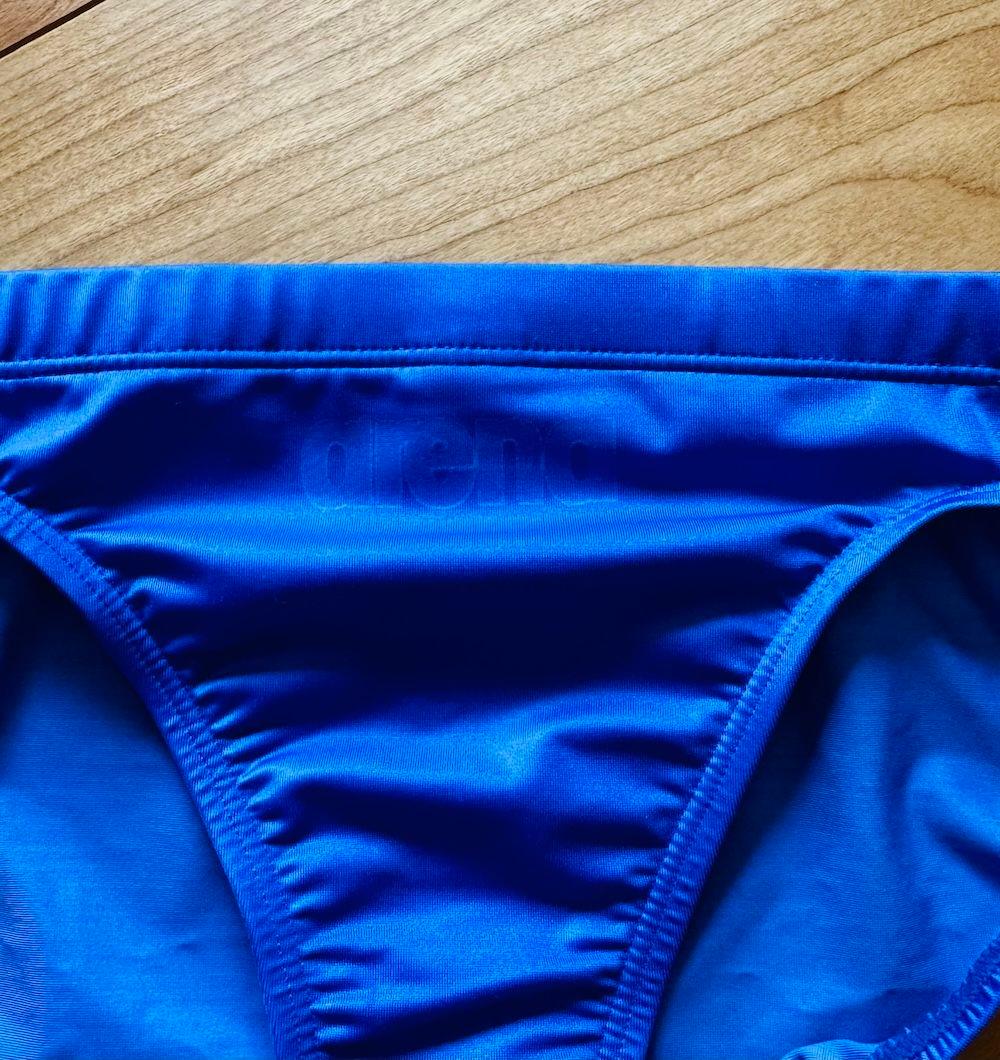 【美品】arena シン・レボリューション　NUX　ブルー　超光沢　競パン M