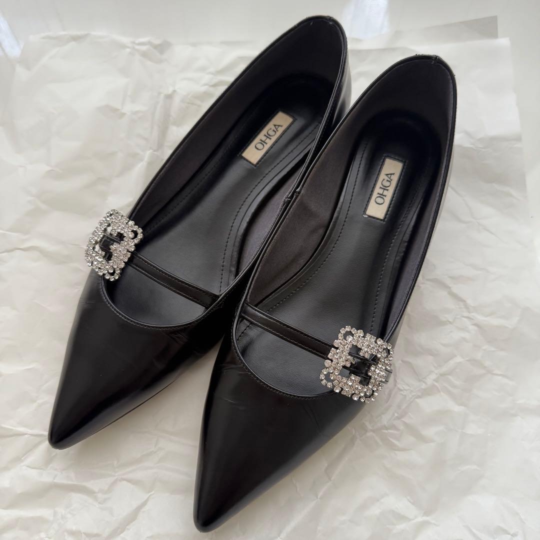 OHGAブラック フラット シューズ 23.5 ビジュー付き オーガ