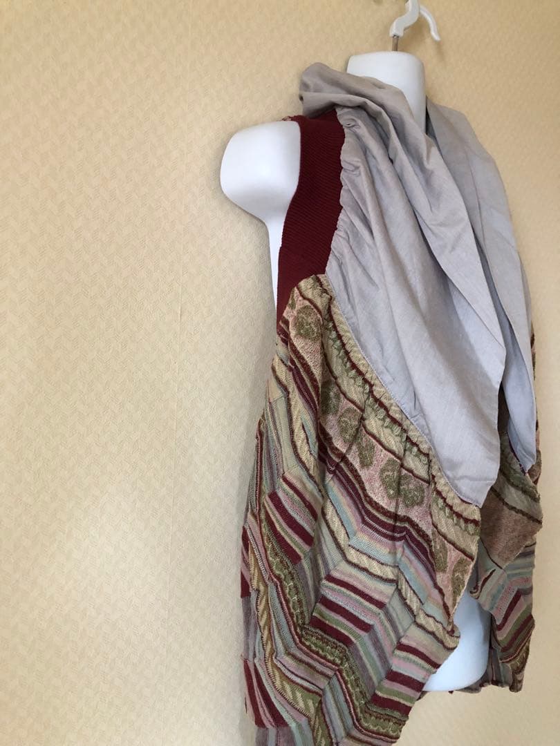 新品☆佐藤繊維☆エムアンドキョウコ☆ニット☆ベスト☆ジレ☆変形