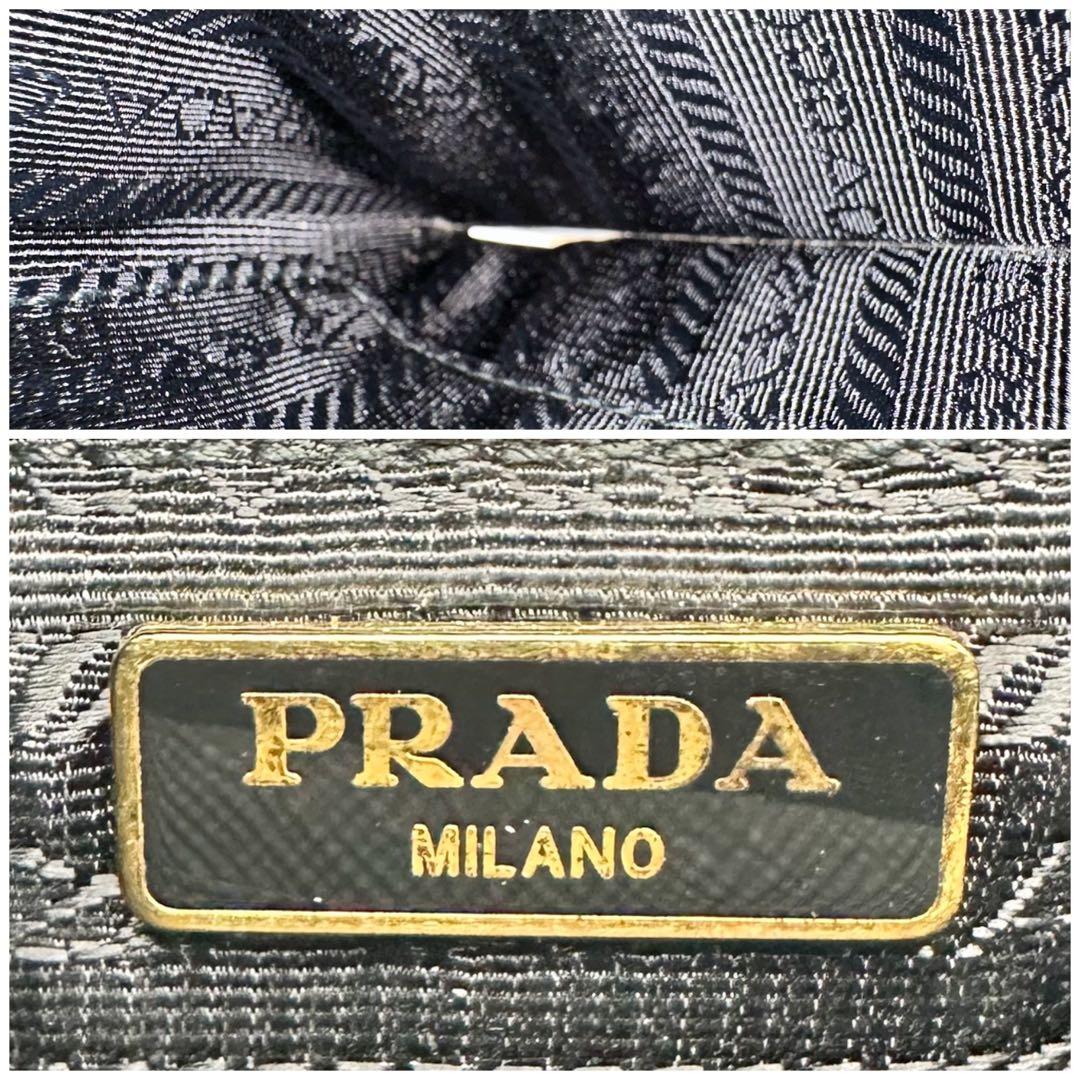 【使用わずか】プラダ リストレット リボン クラッチバッグ サフィアーノ ポーチ