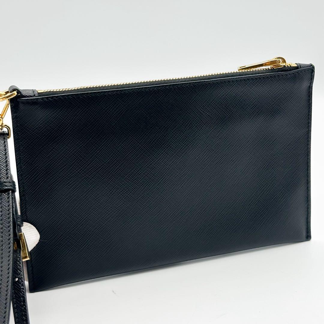 【使用わずか】プラダ リストレット リボン クラッチバッグ サフィアーノ ポーチ