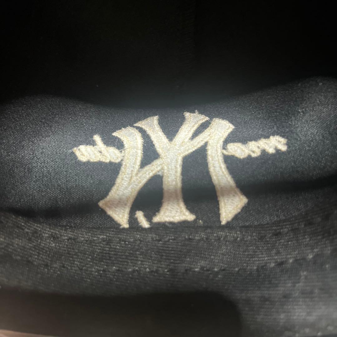 Monday suck キャップ ブラック