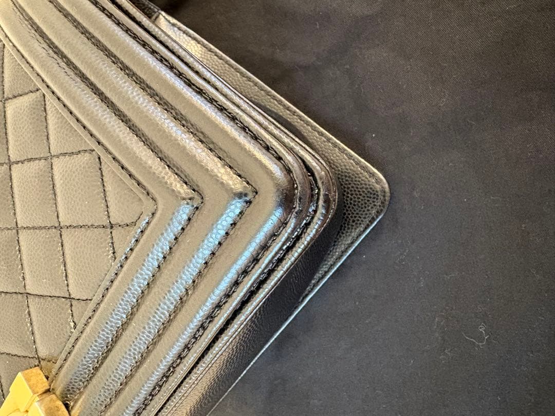 定価120万❣️シャネル ボーイキャビアスキン ショルダーバッグ ブラック