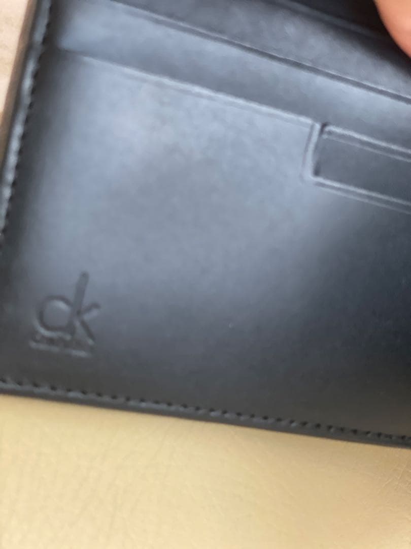   【新品】メンズ折り財布