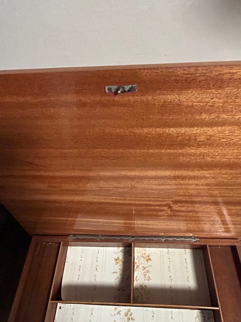 クラシックスタイル 花柄木製テーブルイタリア製オルゴール付き