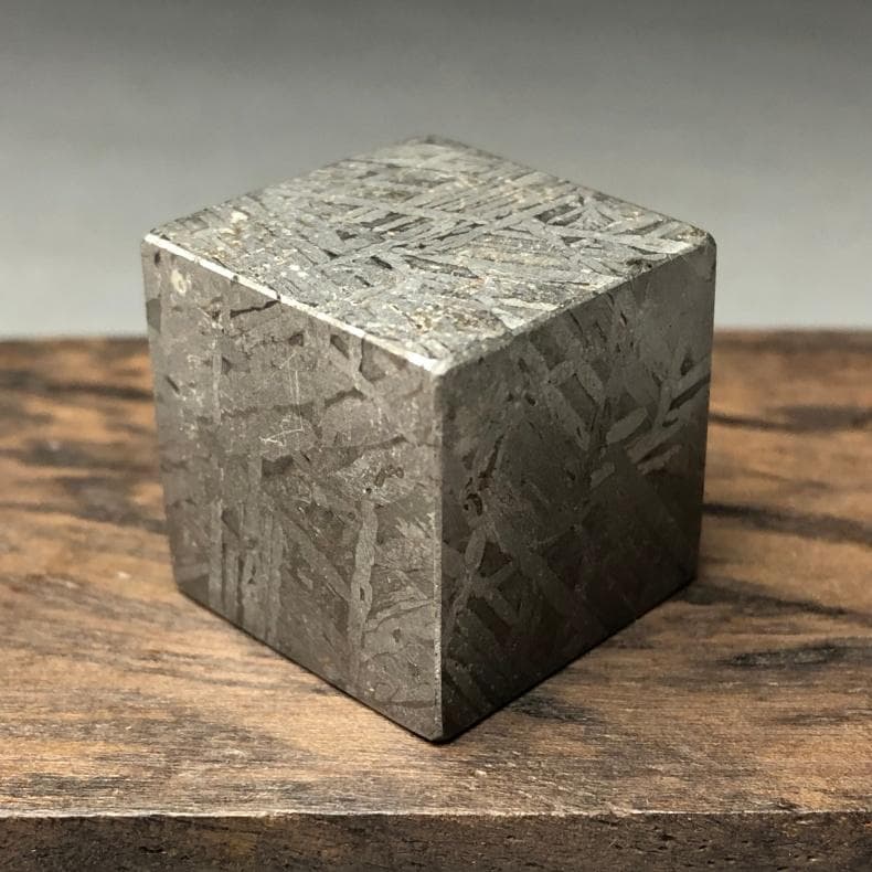 m*a様 milkwada アルタイ隕石　隕石　メテオライト鉄隕石　重さ6