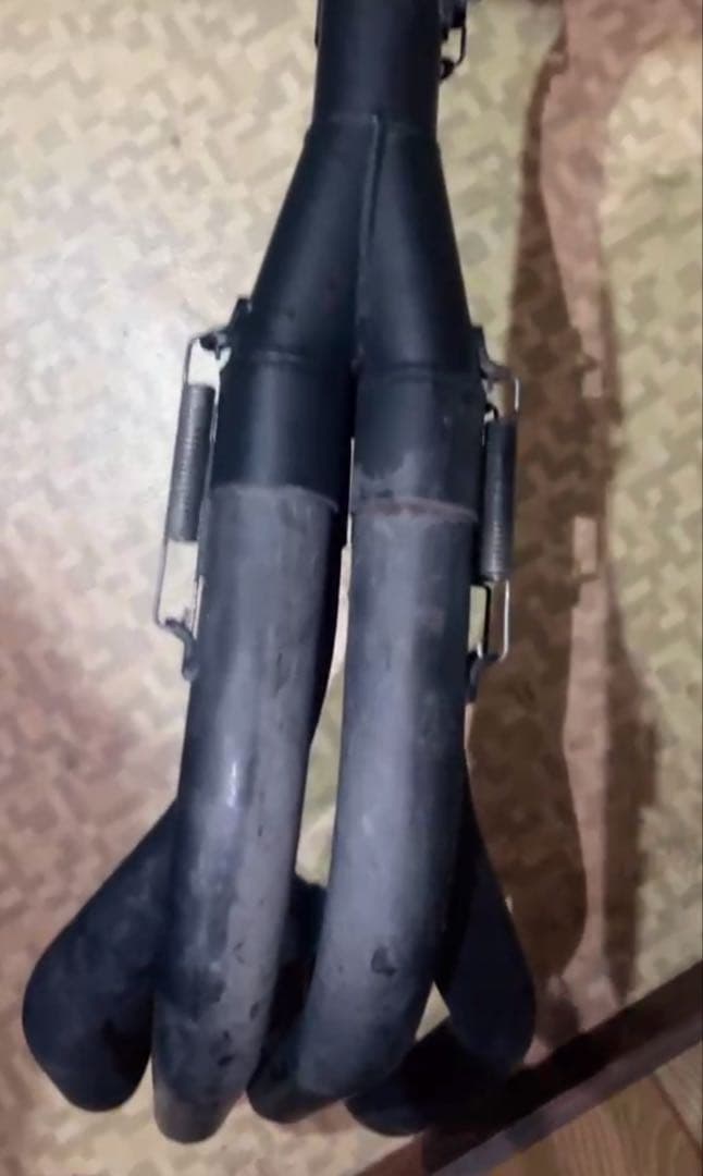 ゼファー400紀の国屋マフラー