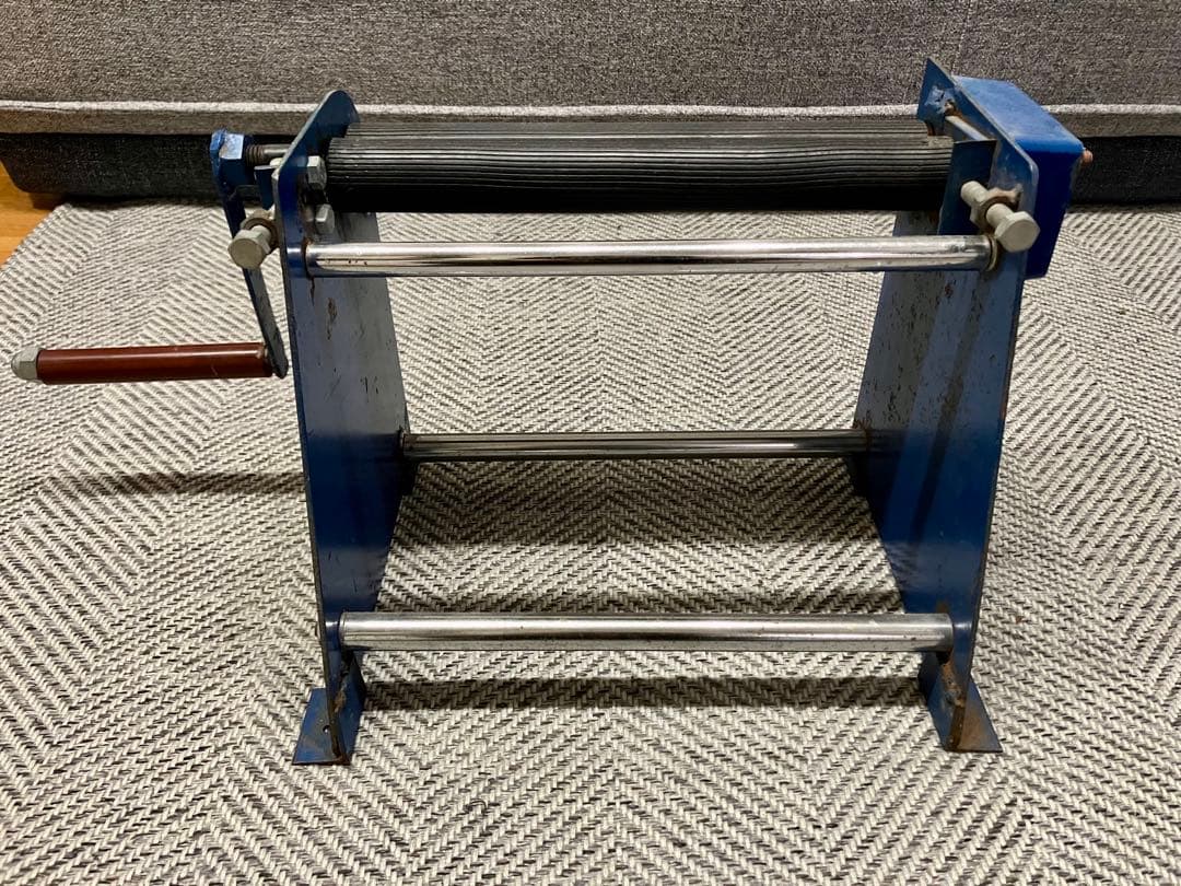 【丸洗い可】手回しタケノコ皮むき機