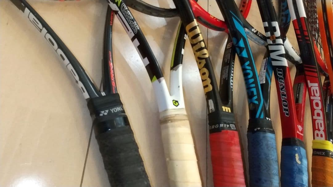 【まとめ売り】各種メーカーテニスラケット7本