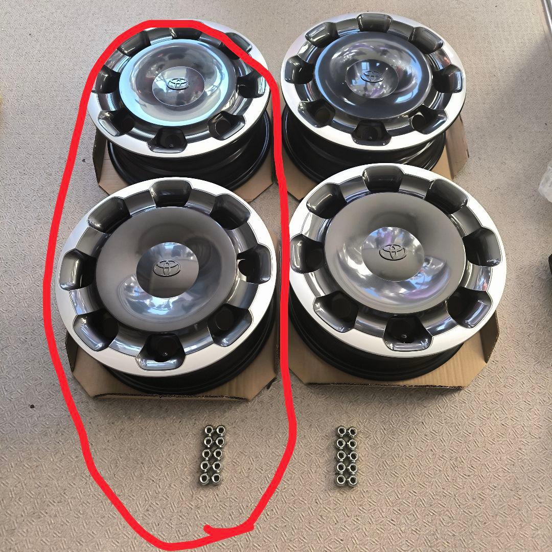 ゆうだーシエンタZグレード純正ホイール　キャップ　ナットセット　１/２
