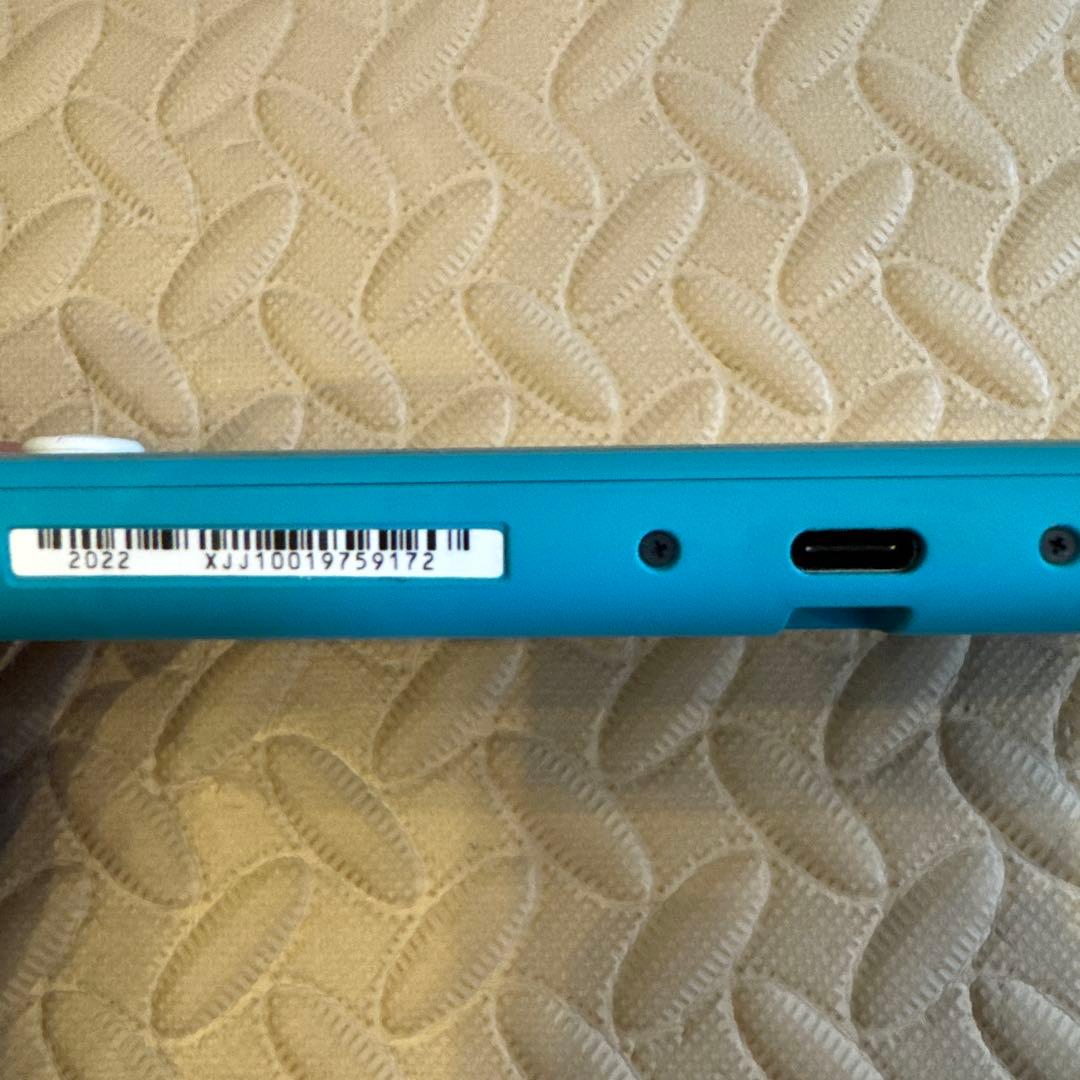 ✨美品✨Nintendo Switch Lite ターコイズ　2022年製造