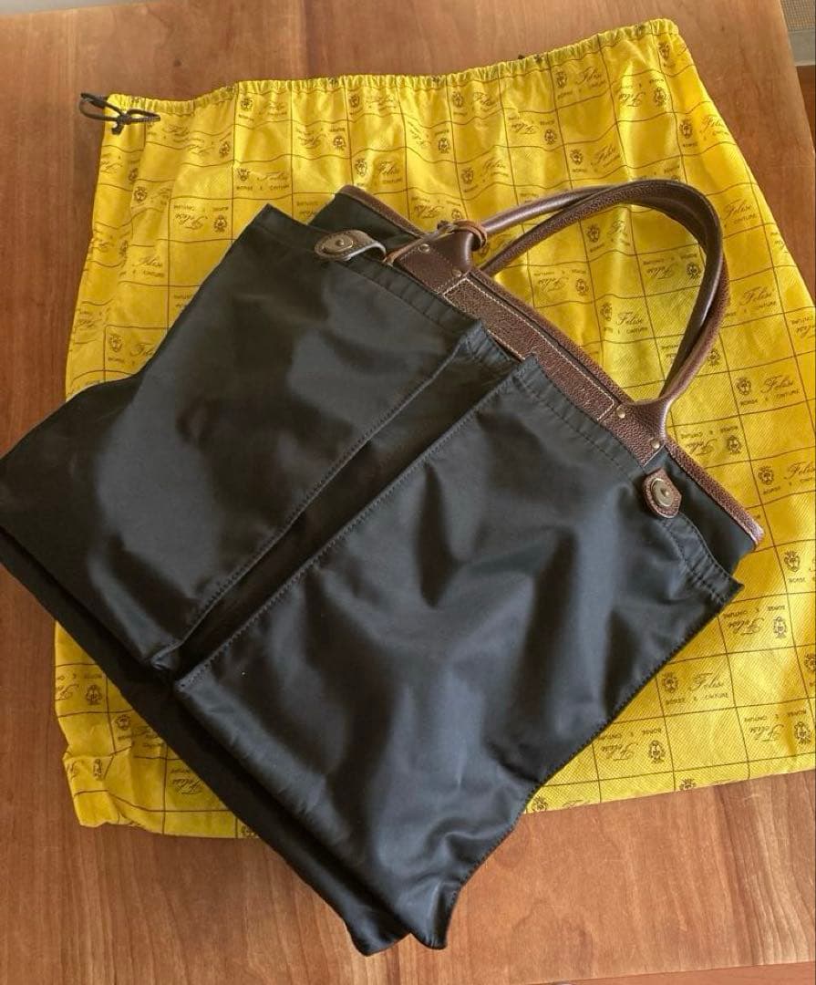 フェリージ　トートバッグ 黒　袋付き