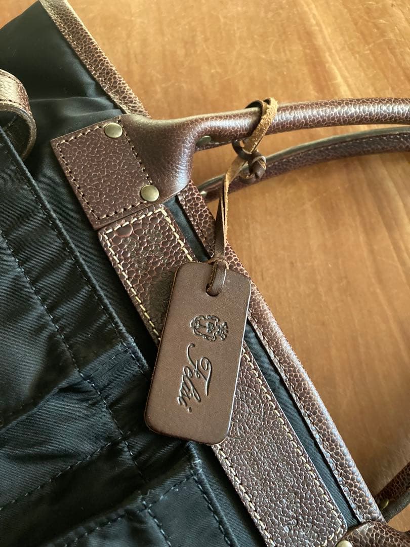 フェリージ　トートバッグ 黒　袋付き