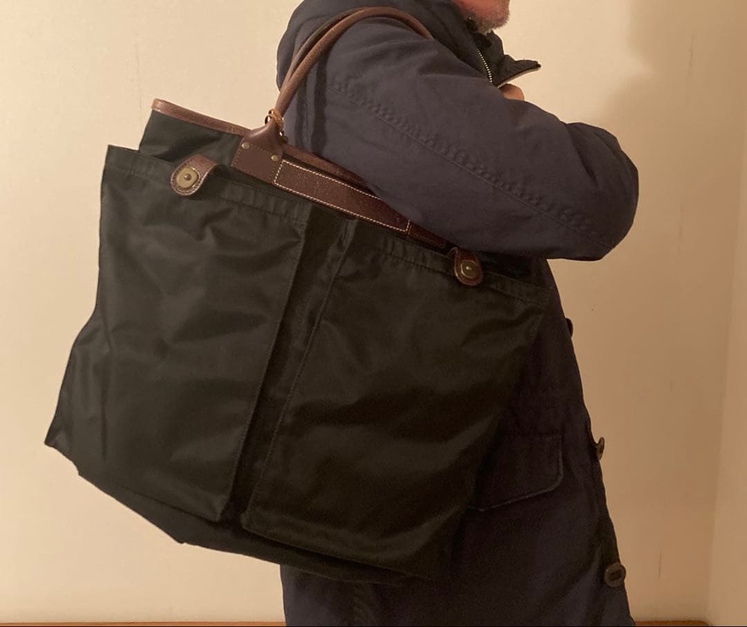 フェリージ　トートバッグ 黒　袋付き