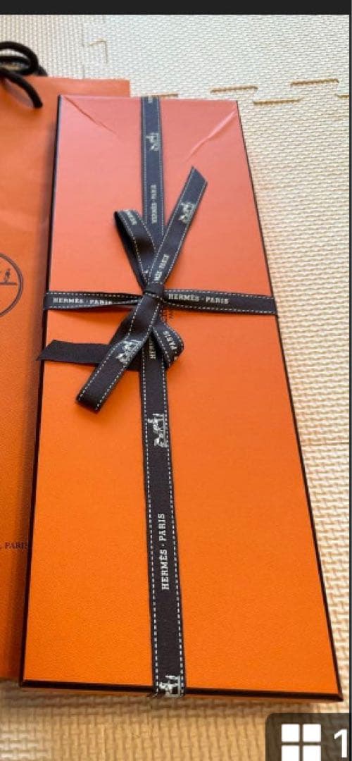 Hermès ネイビー シルク ネクタイ 公式サイト販売中^_^