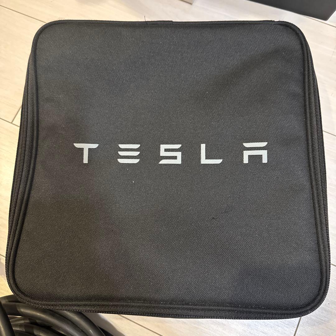 テスラ モバイルコネクター 充電器 EV 家庭用 Tesla