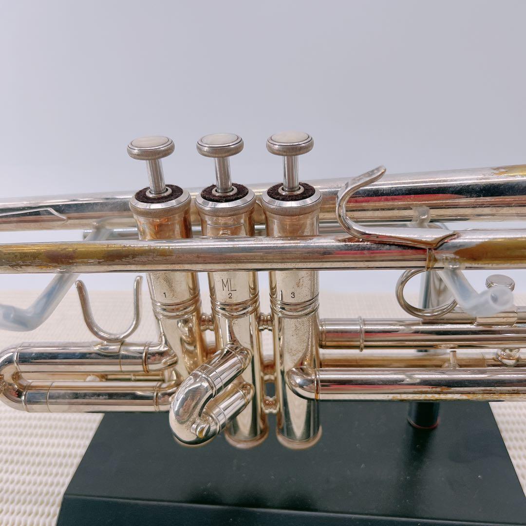 【凹み無しお買い得】BACH TR-600 B♭トランペット　銀メッキ