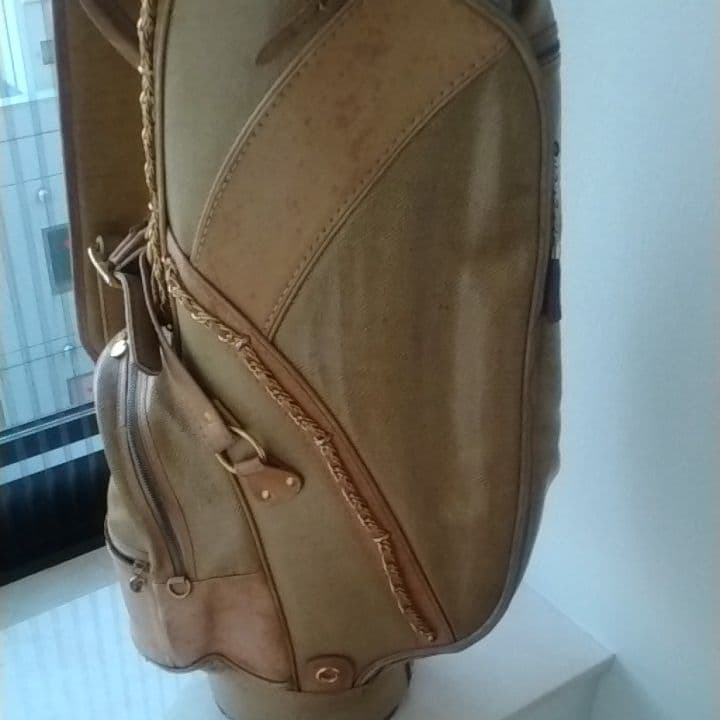 バレンザポーのゴルフキャディバッグ