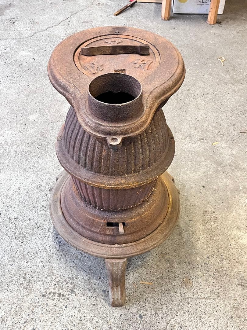 ダルマストーブダルマストーブ（鋳物製）