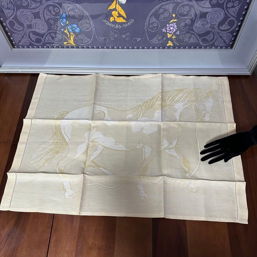 エルメス　馬柄　ホース　テーブルクロス　リネン　麻　ライトイエロー　黄色　未使用