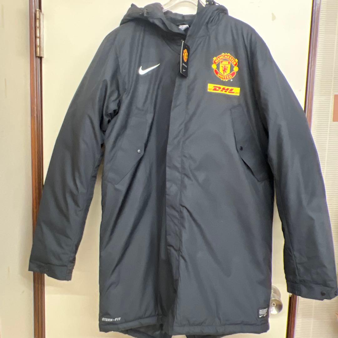 Nike マンチェスター・ユナイテッド ベンチコート 黒