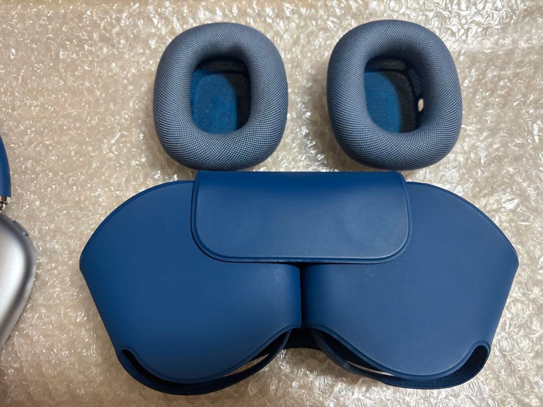 中古　AirPods Max A2096 ブルー　Lightning