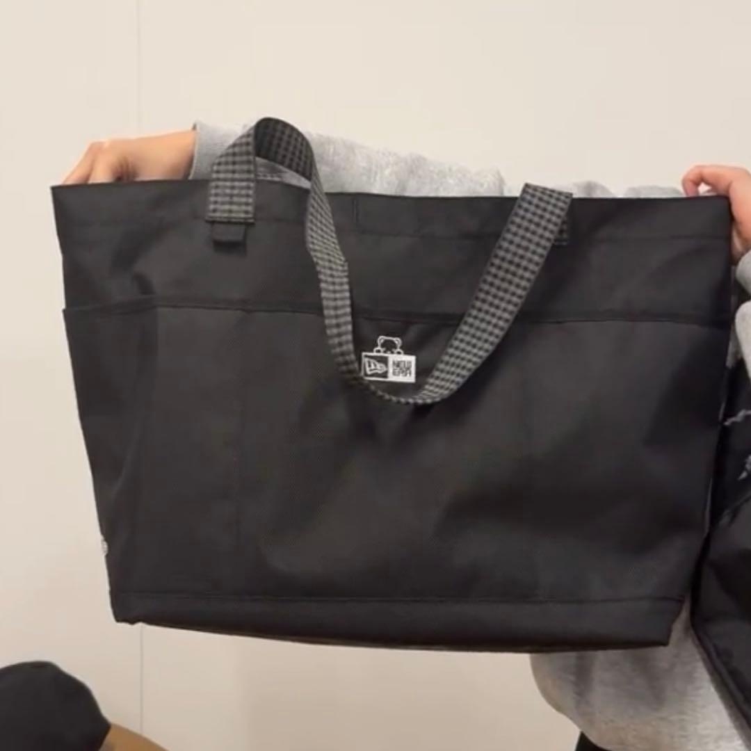 最安値　新品未開封タグ付き　バッグ〈NEW ERA® × familiar〉