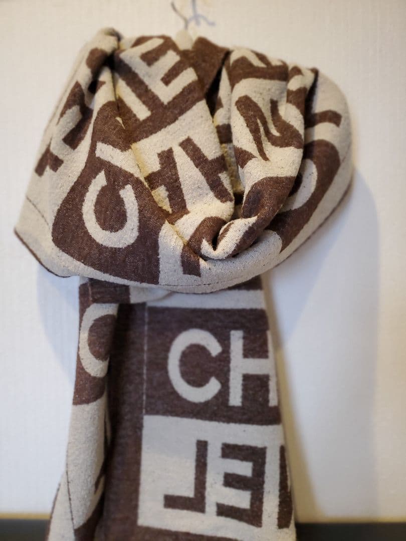 CHANEL ロゴマフラー ブラウンクリーム